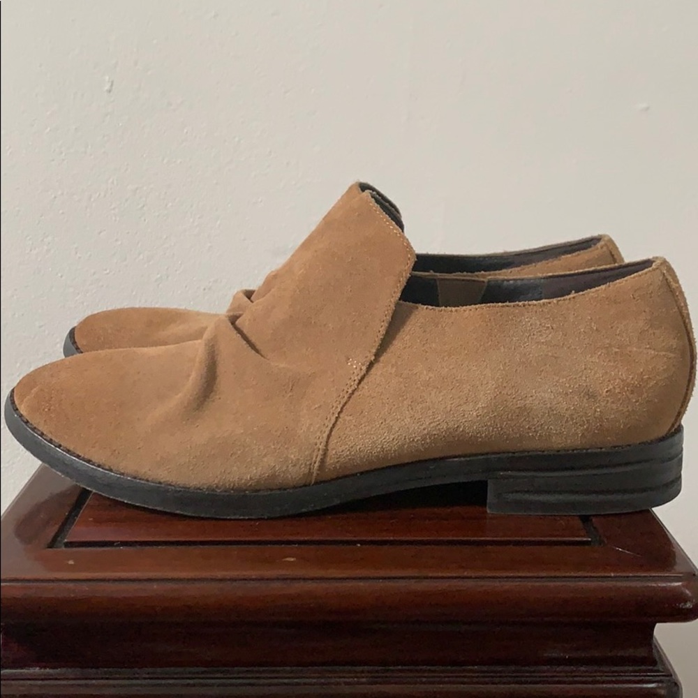 Eileen Fisher tan suede shoes